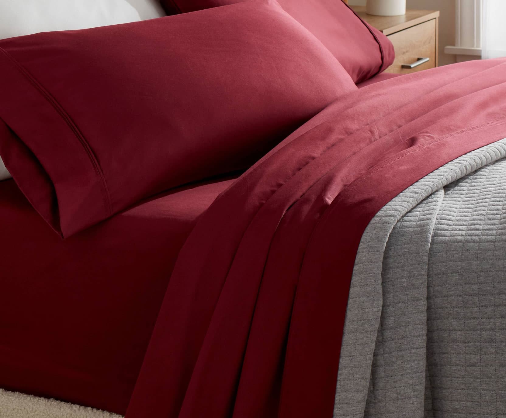 400 Thread Count Performance Sheet Set - Threshold - Wine Red - Twin/Twin XL - Image 4