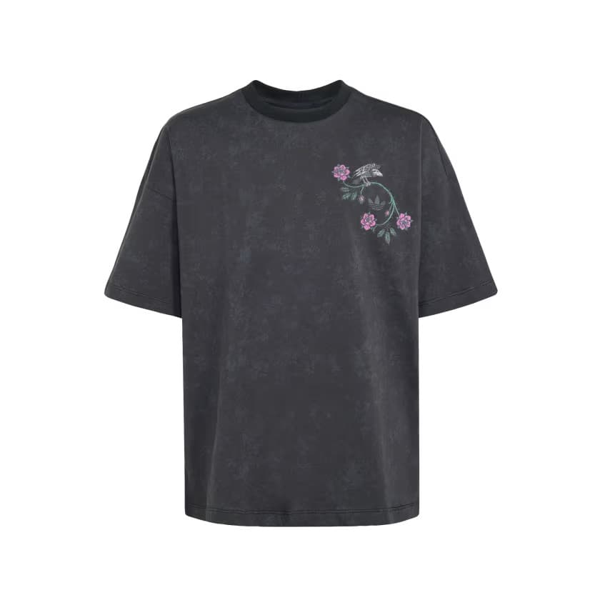 adidas Kids' DISNEY VILLAINS OVERSIZED WASHED GFX TEE - Black - Size L - Image 6