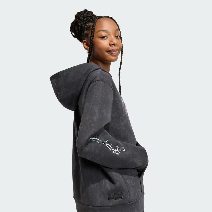 adidas Kids' DISNEY VILLAINS LOOSE WASHED GFX HOODIE - Black - Size L - Image 5