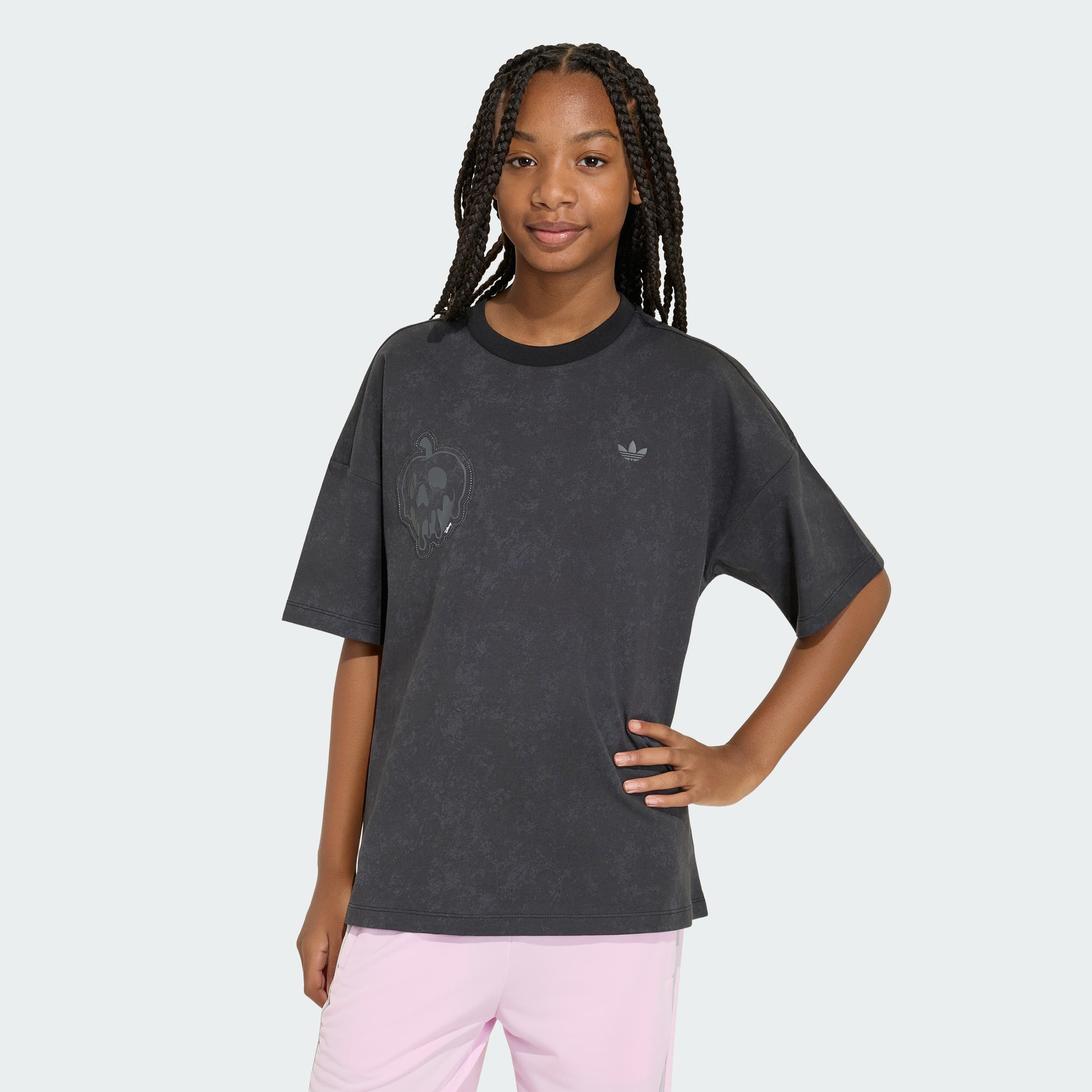 adidas Kids' DISNEY VILLAINS OVERSIZED WASHED GFX TEE - Black - Size XL - Image 1